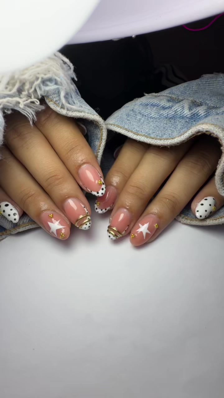 @Kary Nails