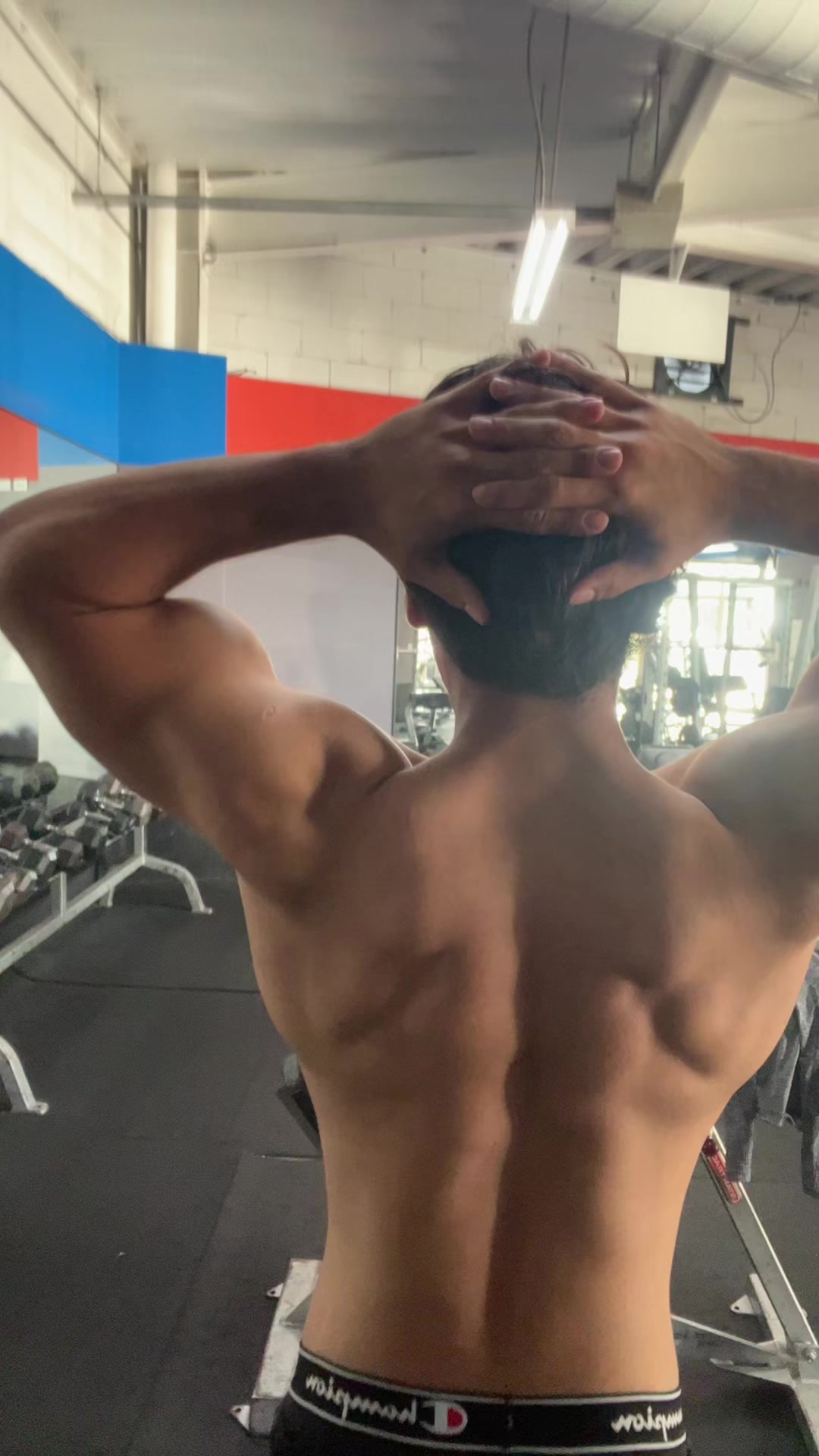 @Álvaro