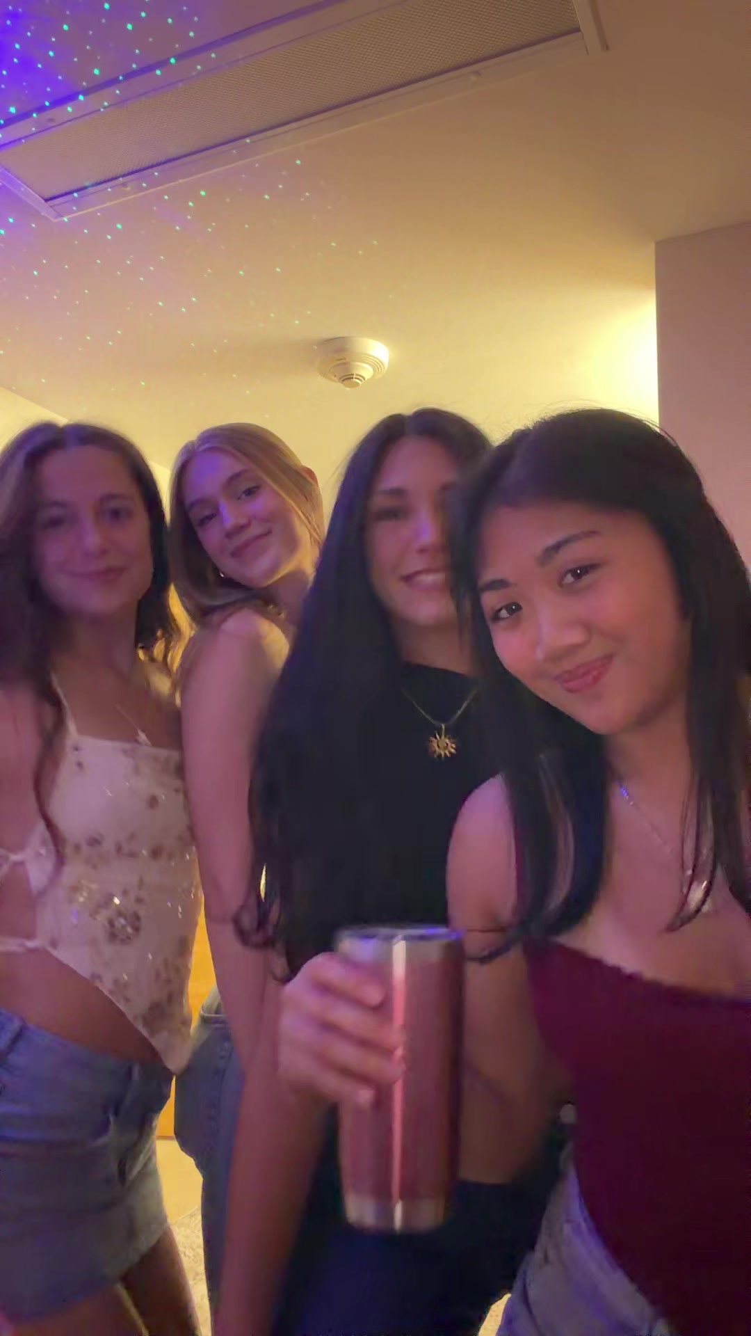 @ariana🤠