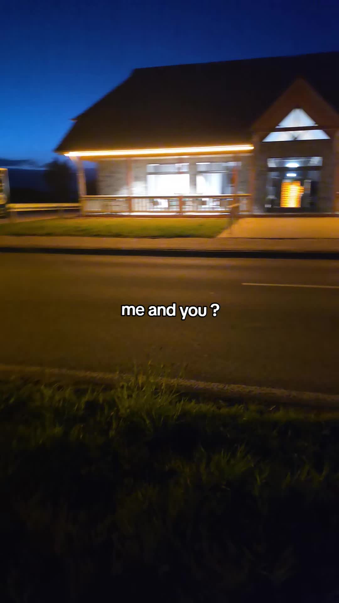 @(*≧з≦)