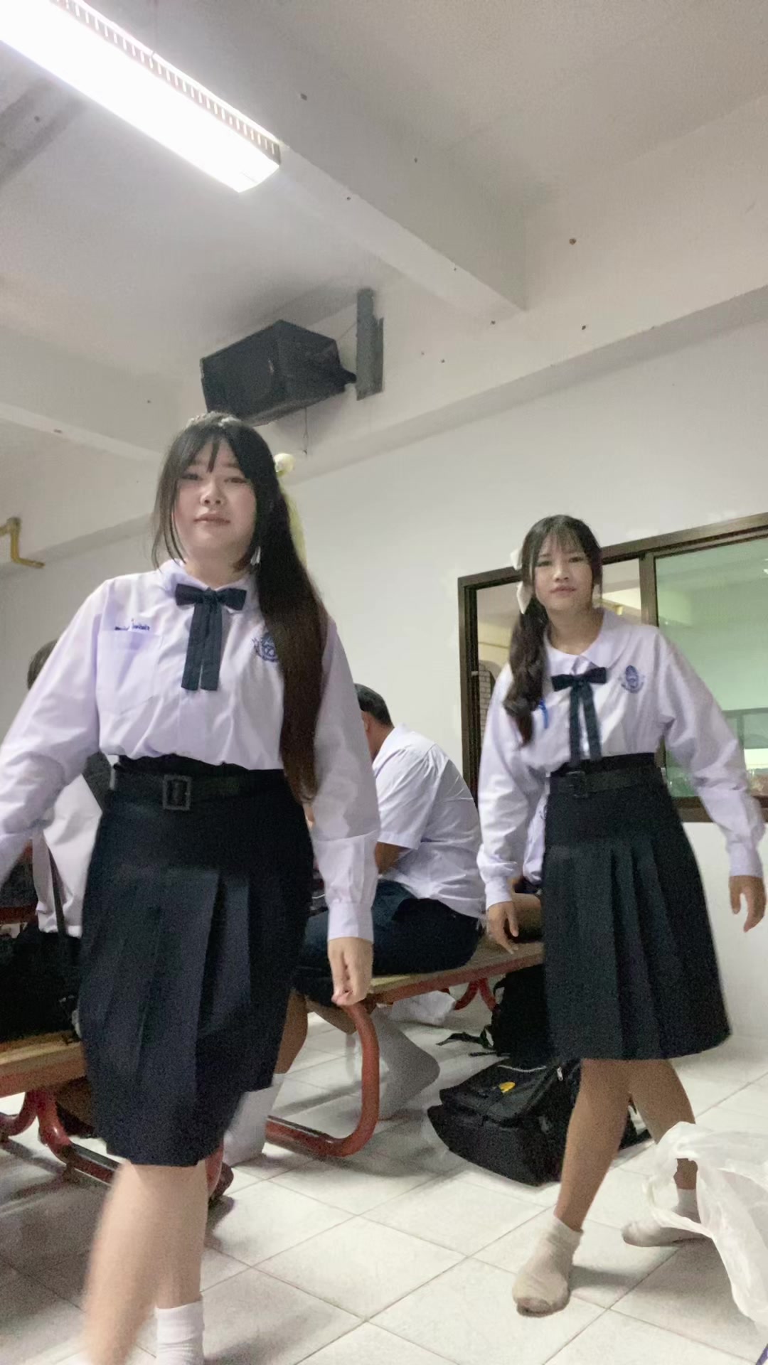 @ฟ้าใส