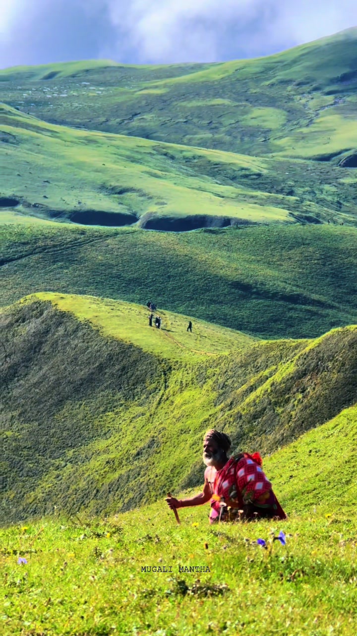 @मुगालि मान्ठ🇳🇵