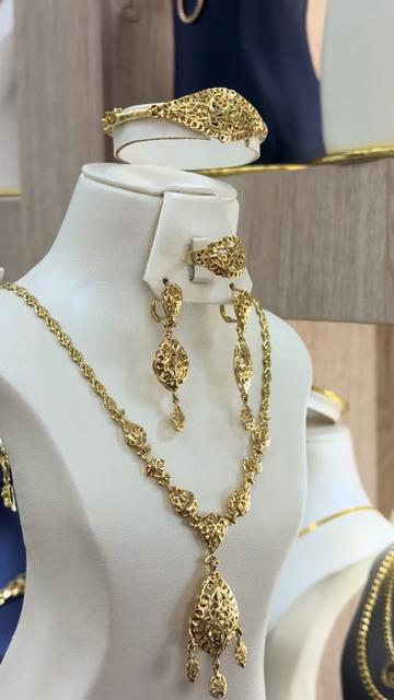 @Gold Akhawayne Tanger