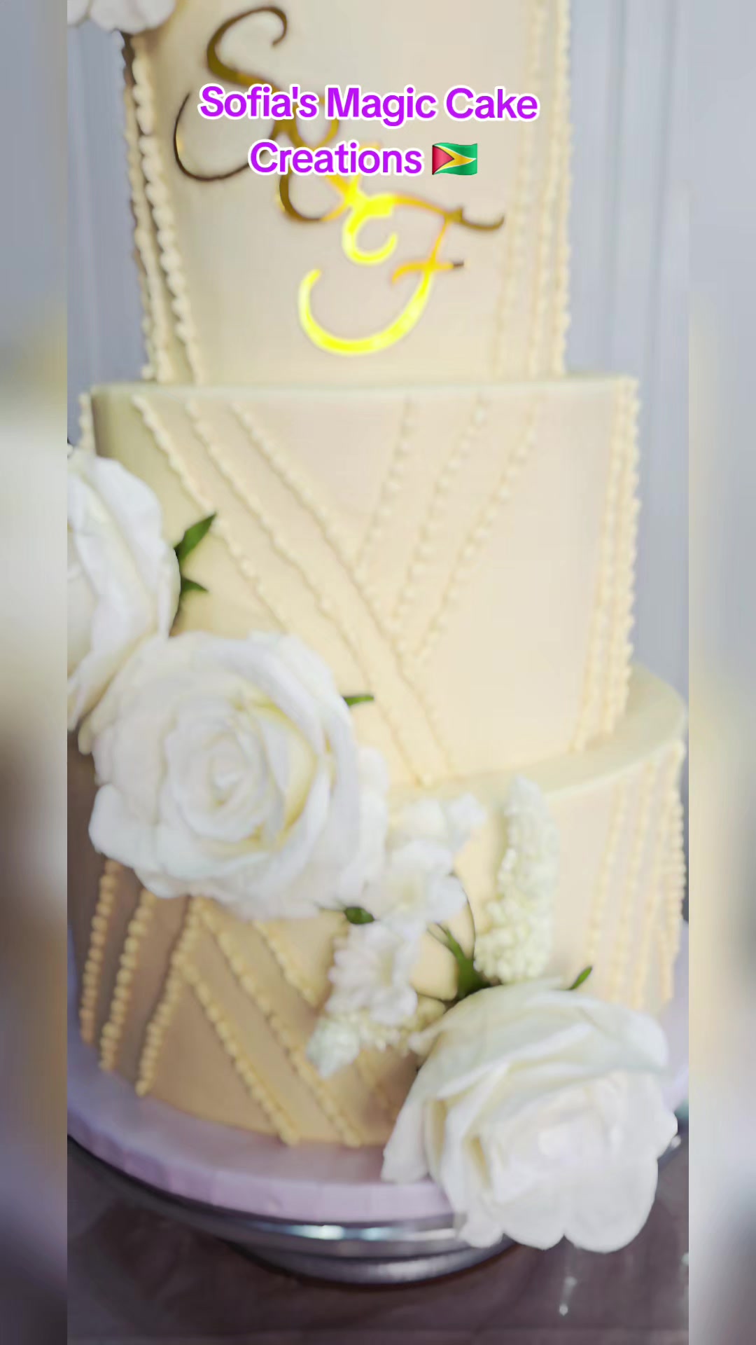 @Sofia's Magic Cake Creations