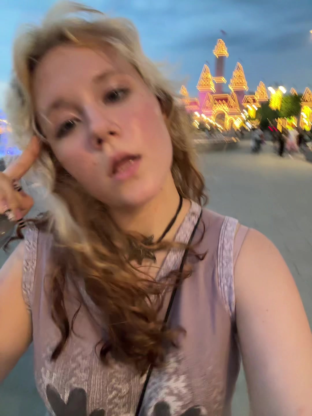 @уля лок🍭
