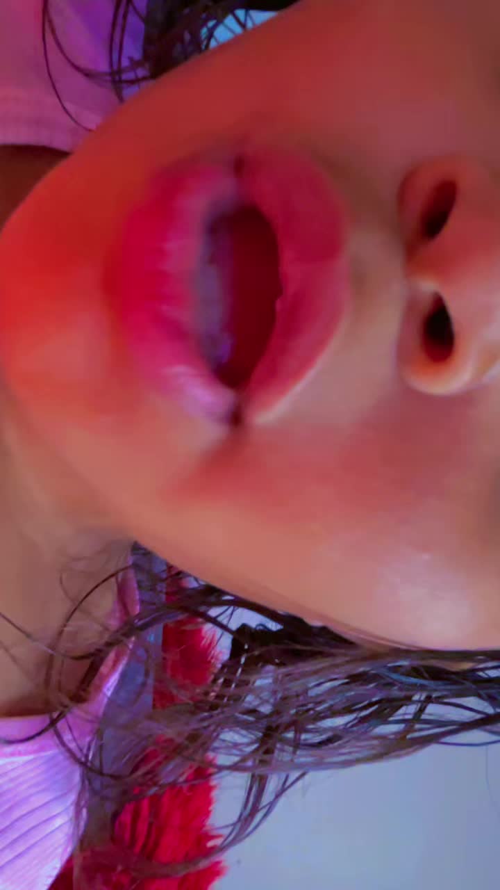 @Bella Diaz