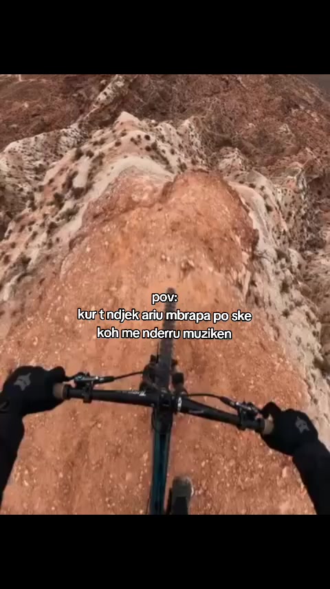 @𝑦𝑜_𝑛𝑎𝑟𝑐𝑖𝑠𝑡𝑗𝑎
