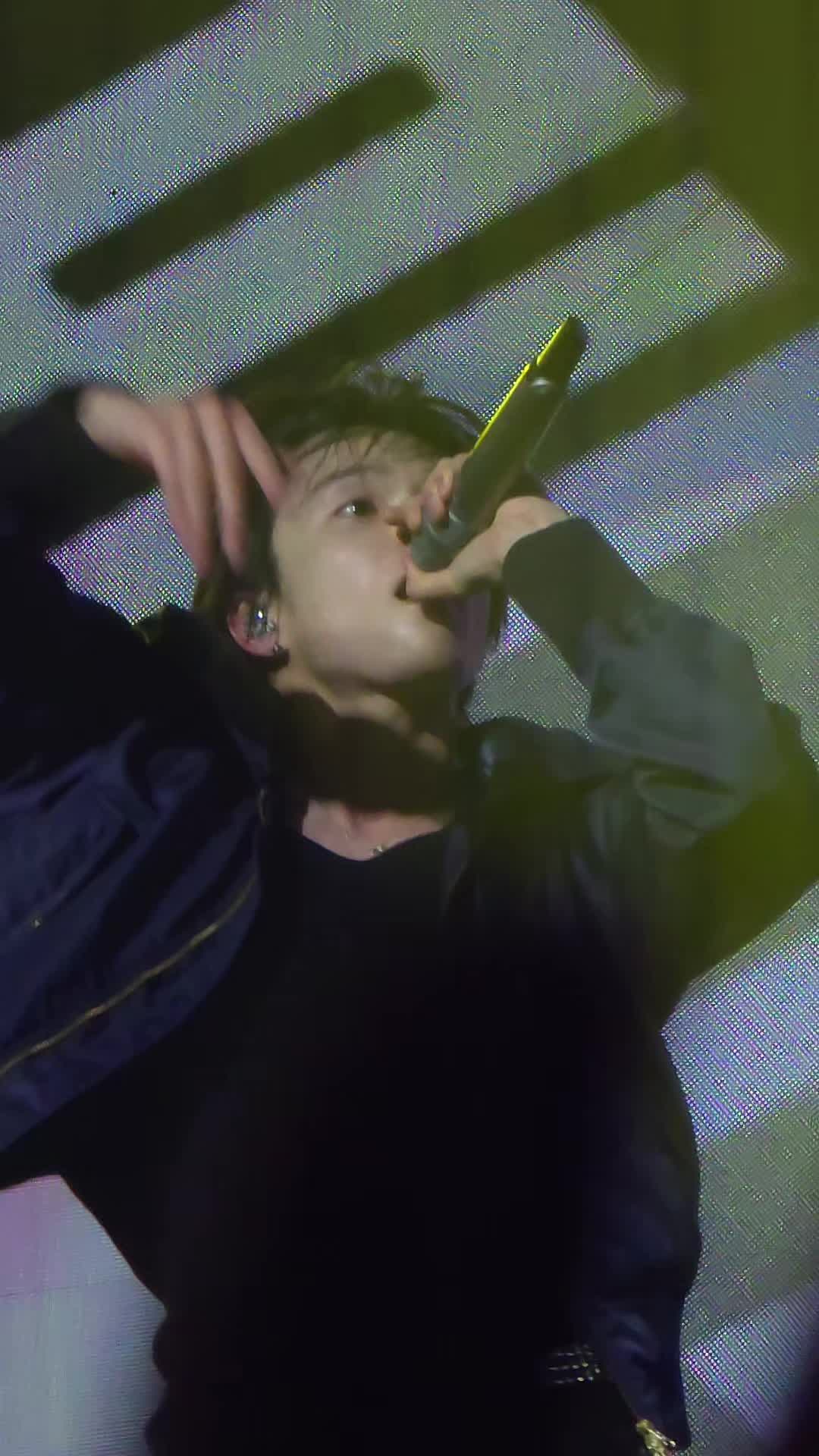 @kjk09