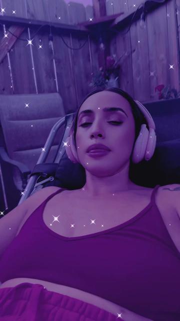 @Marisa B🦄