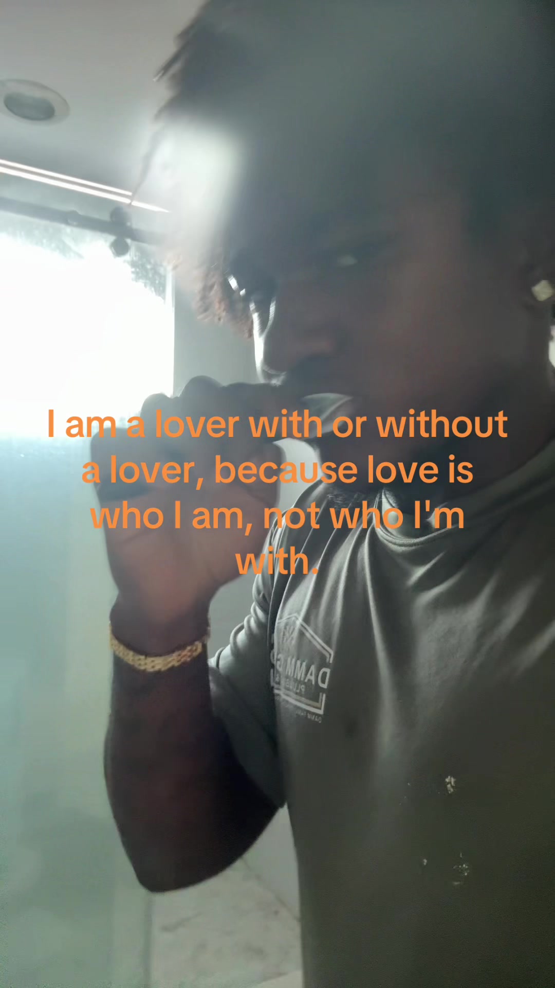 @😶