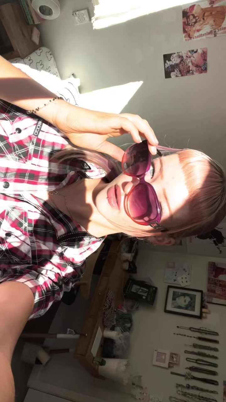 @f3rniegrowlz
