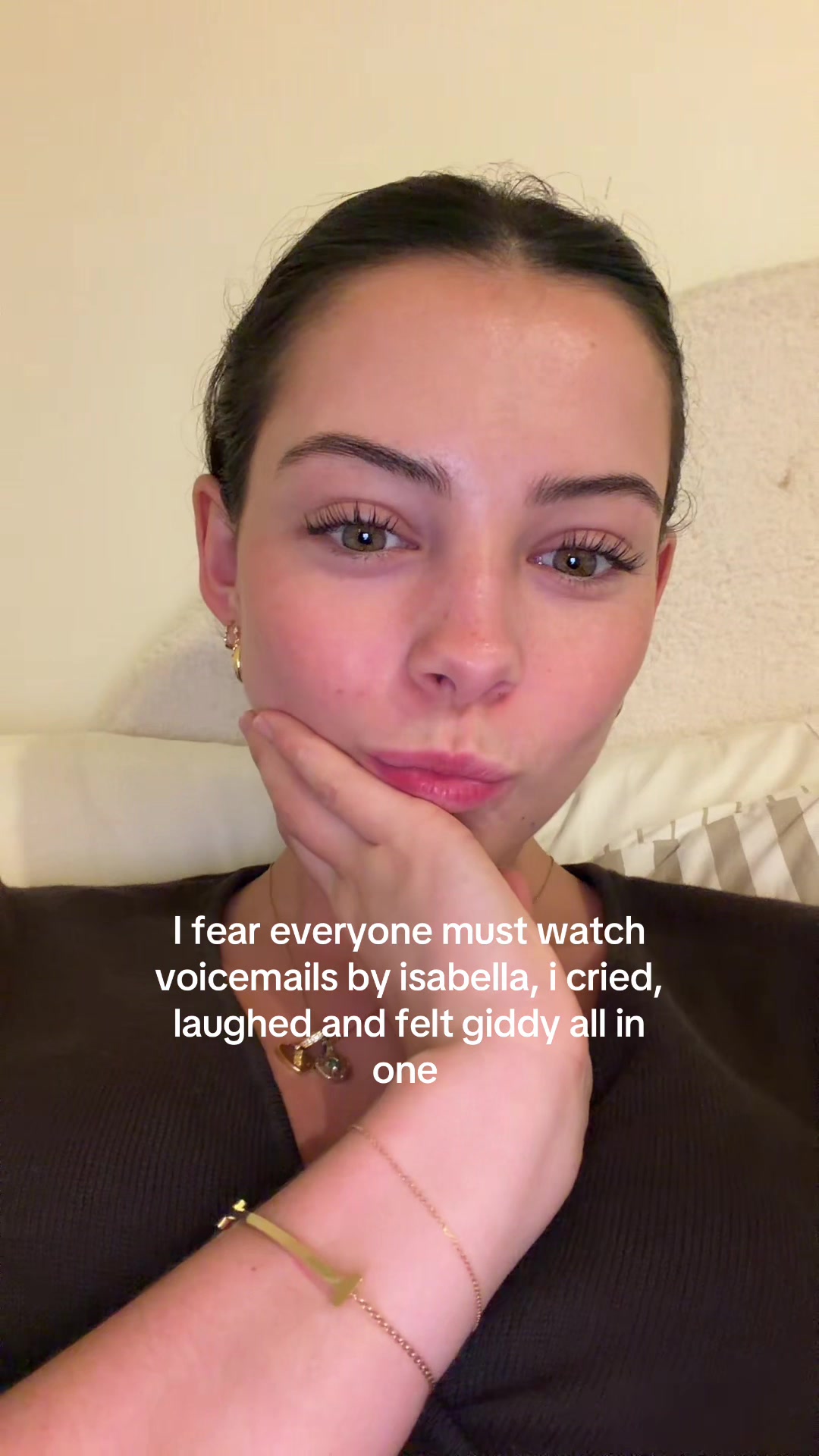 @Ava