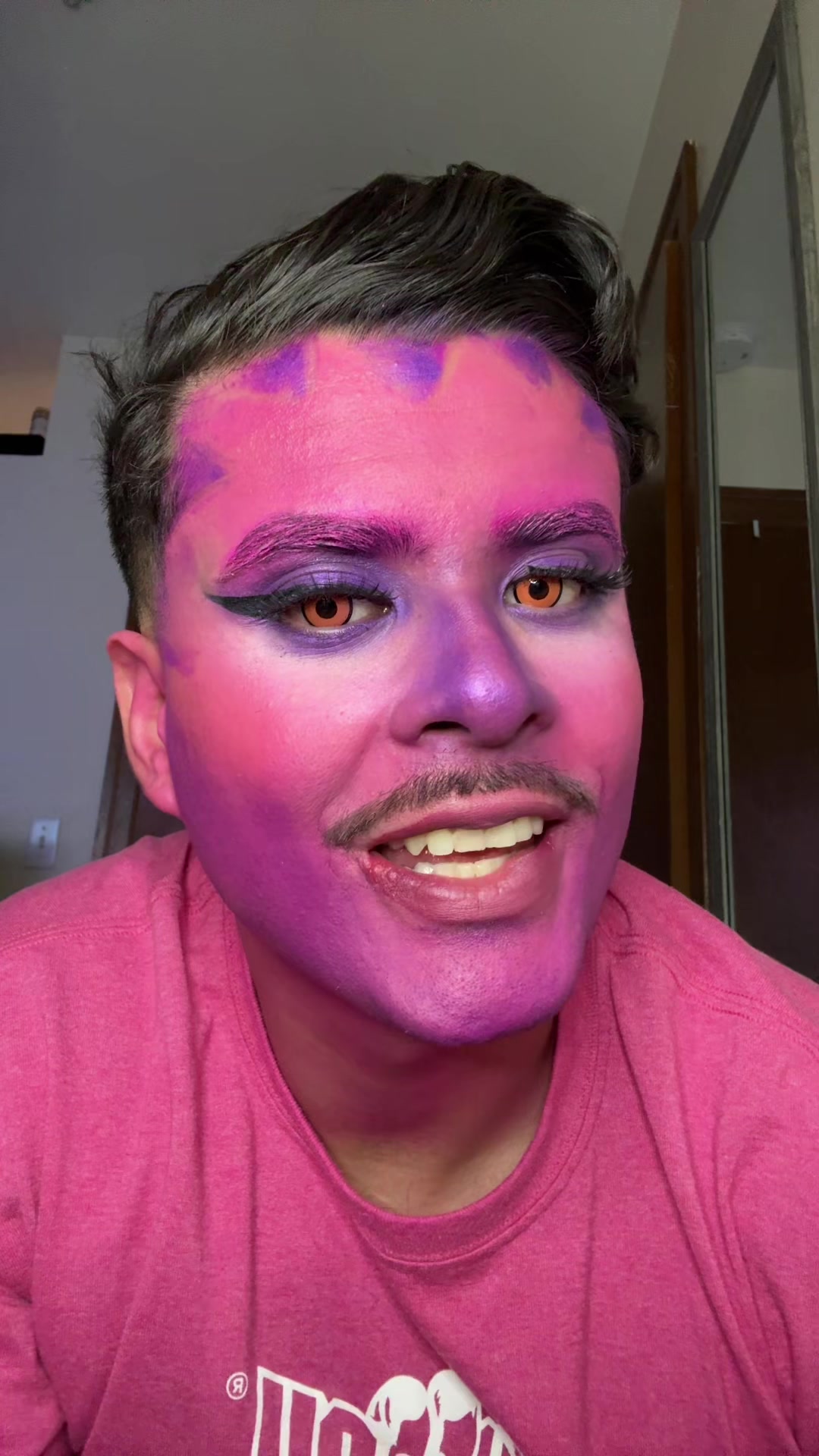 @Russ🥵🌈