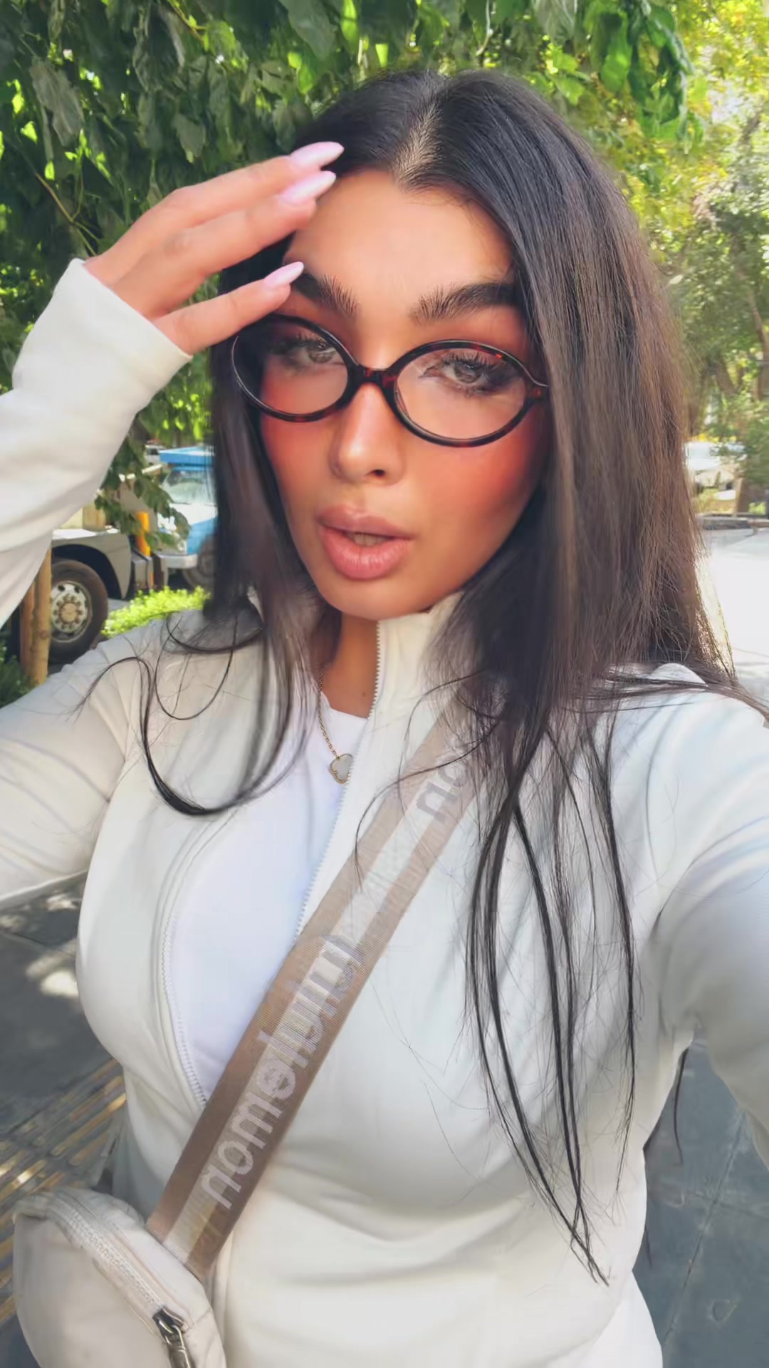 @Niki