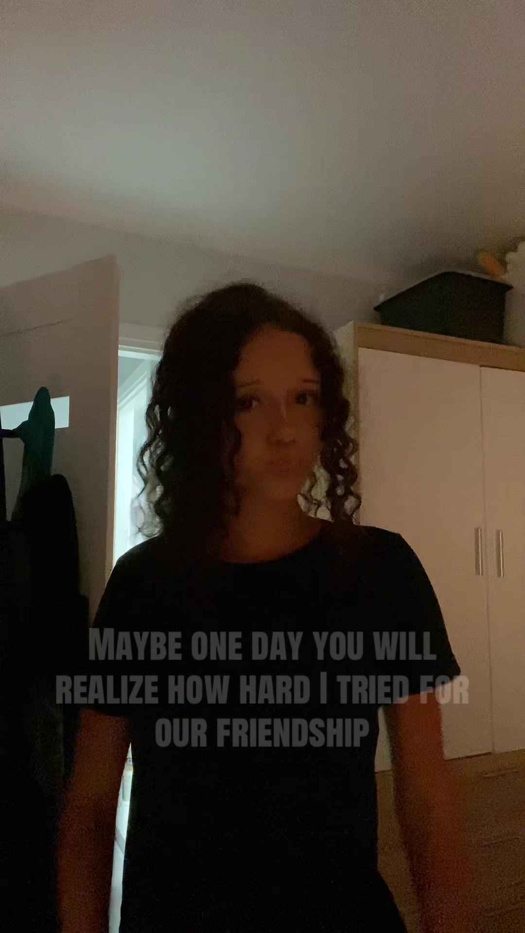 @🤷🏽&zwj;♀️