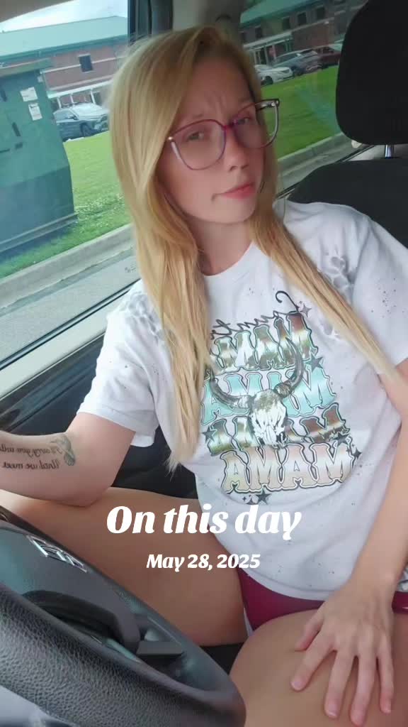 @Katiebait💚