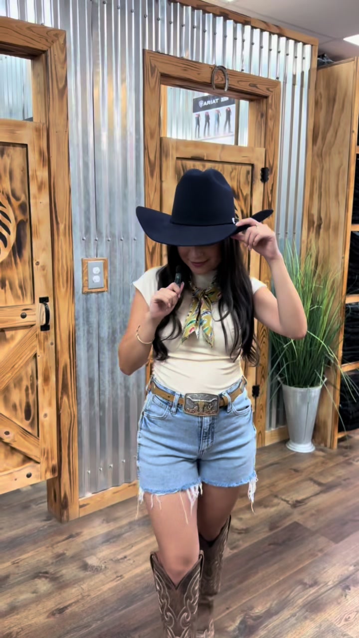 @leon western wear
