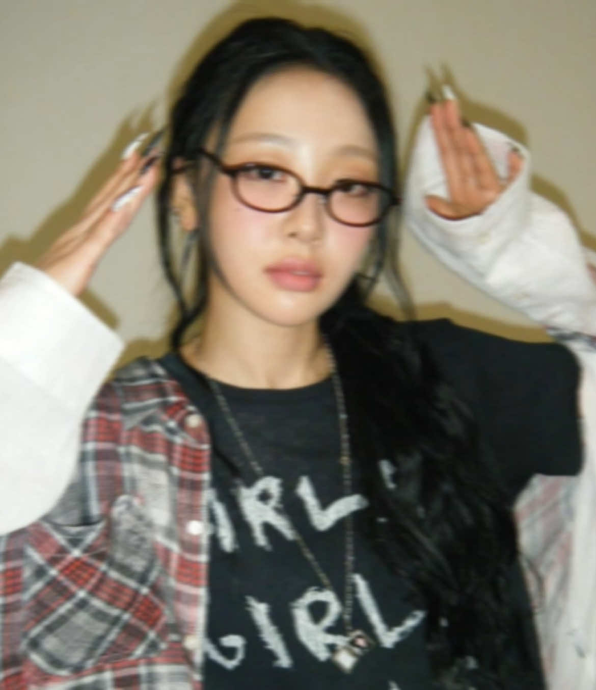 @riri &sup1;&sup2; &hearts;︎ / SAW YVES 5/17