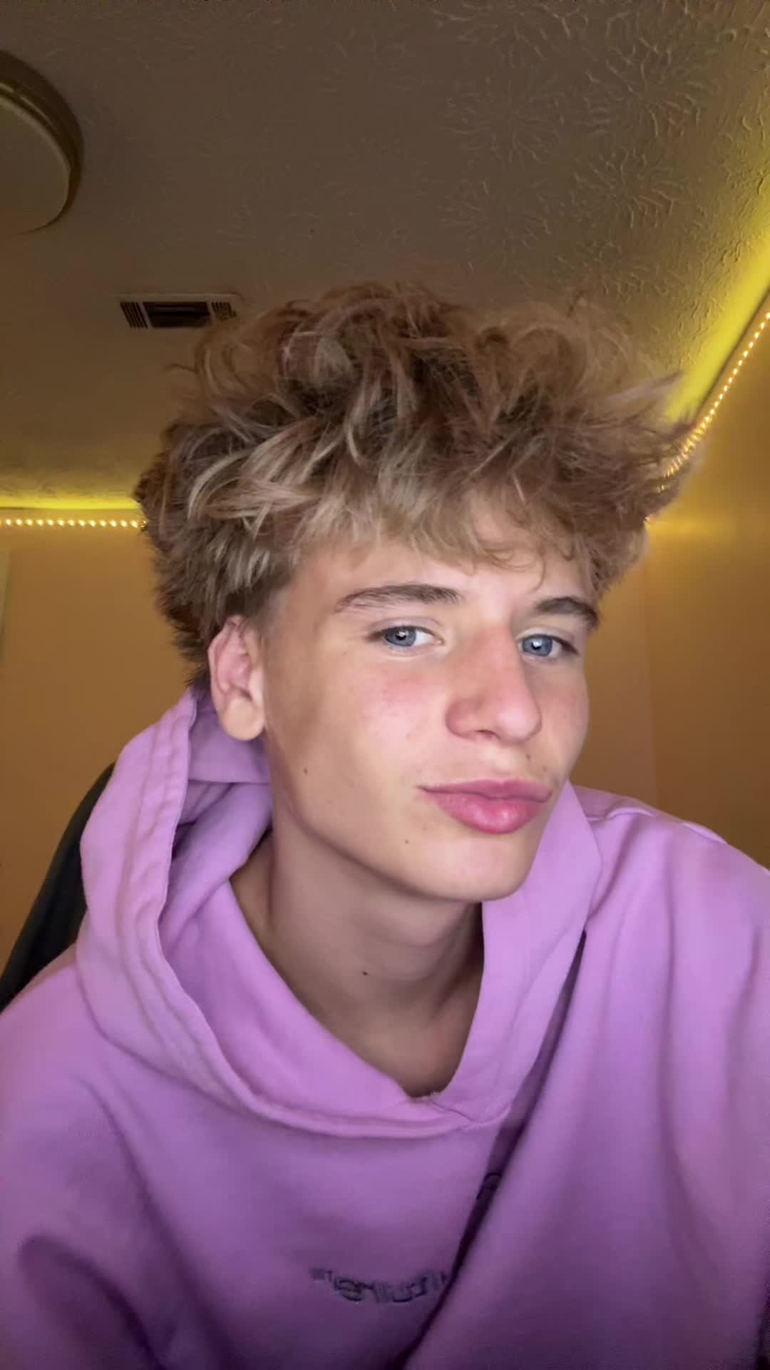 @Mikade