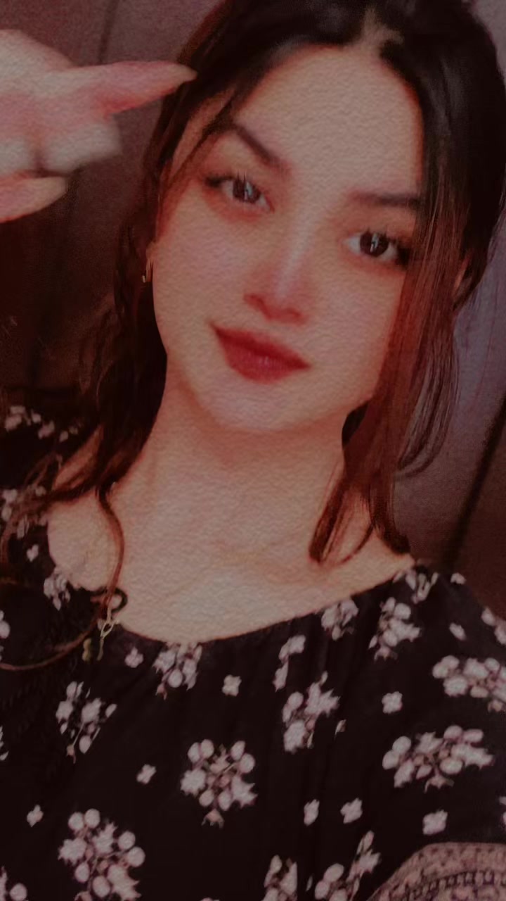 @Emaan🕊️✨