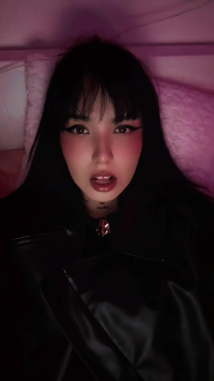 @sum 🖤
