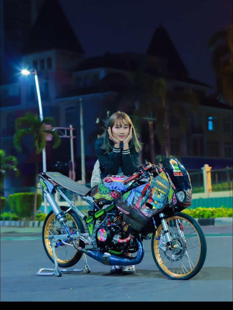 @OTOYphotograph