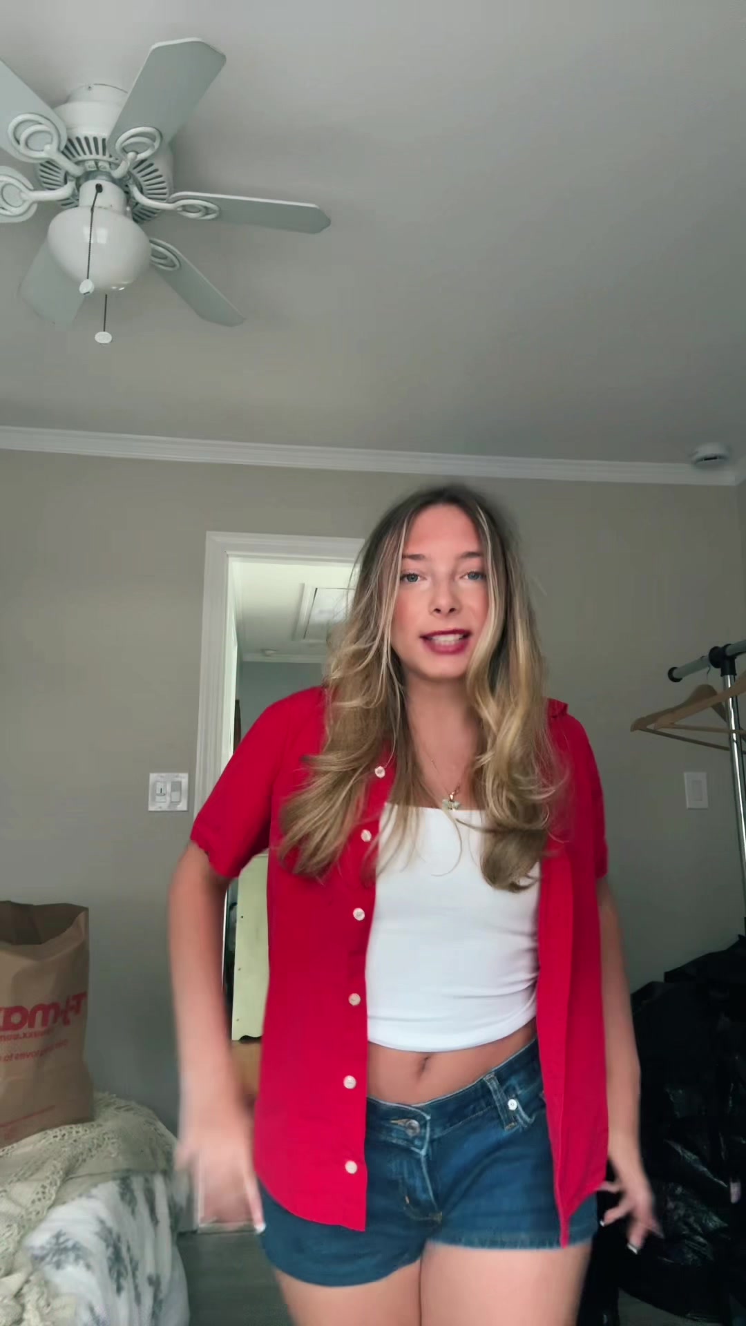 @bellaserp