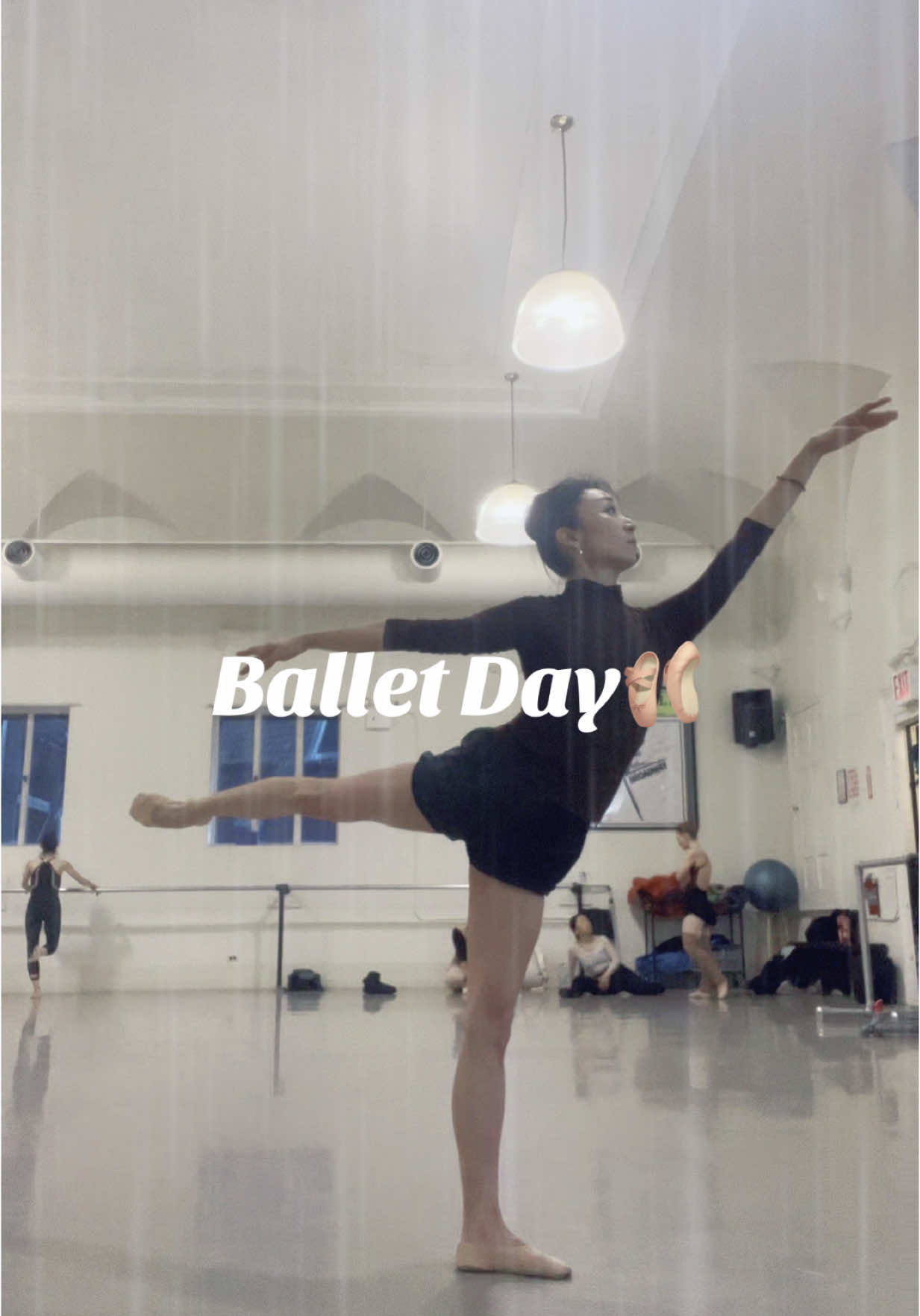 @NY Dancer Arisa×Video Creators