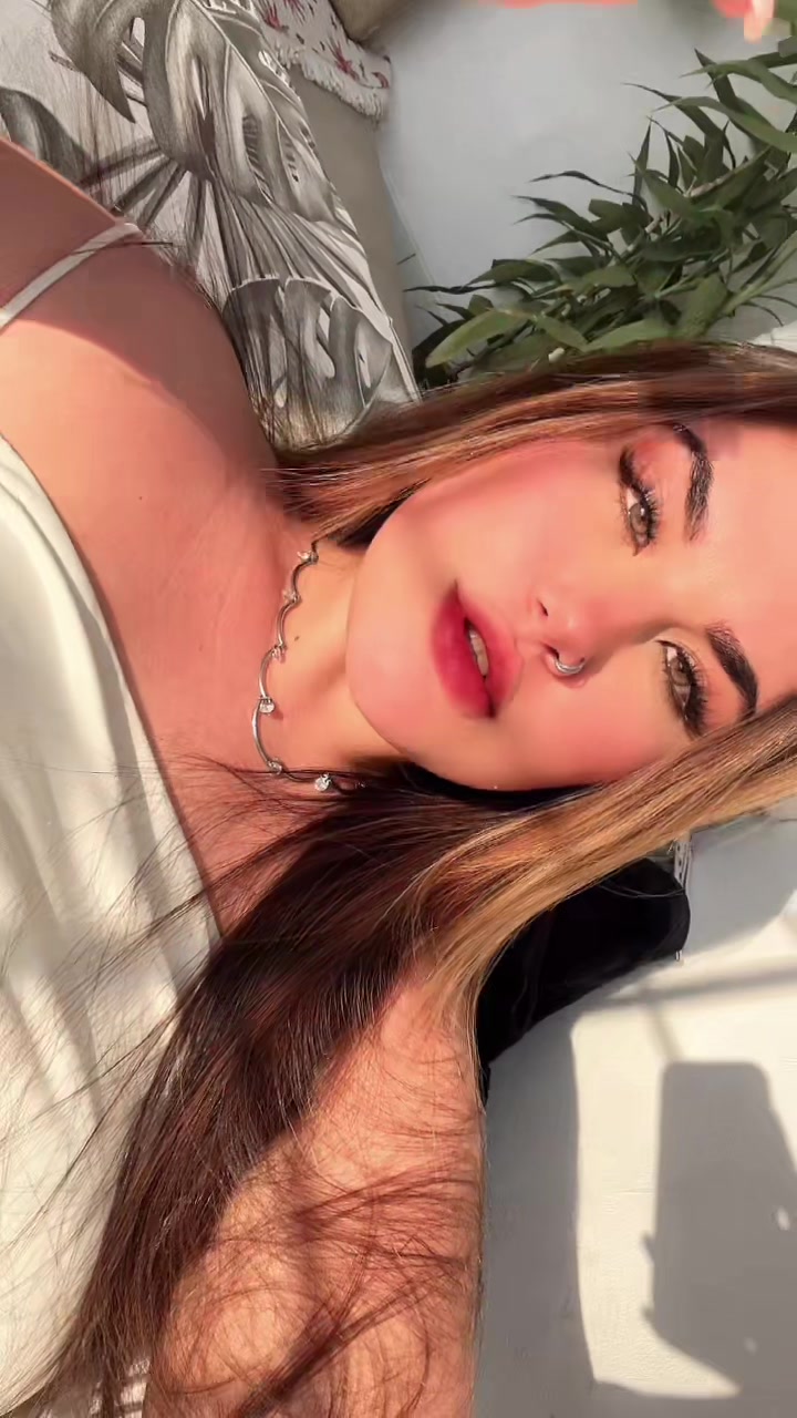 @Lorena flames🔥