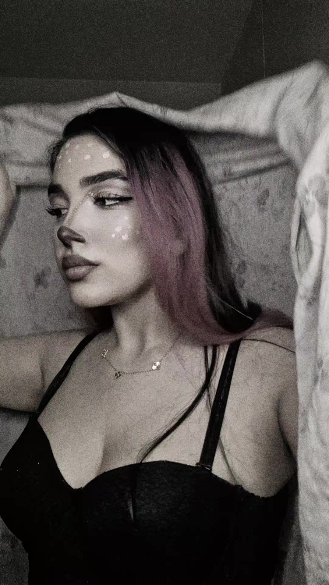 @Anaazin