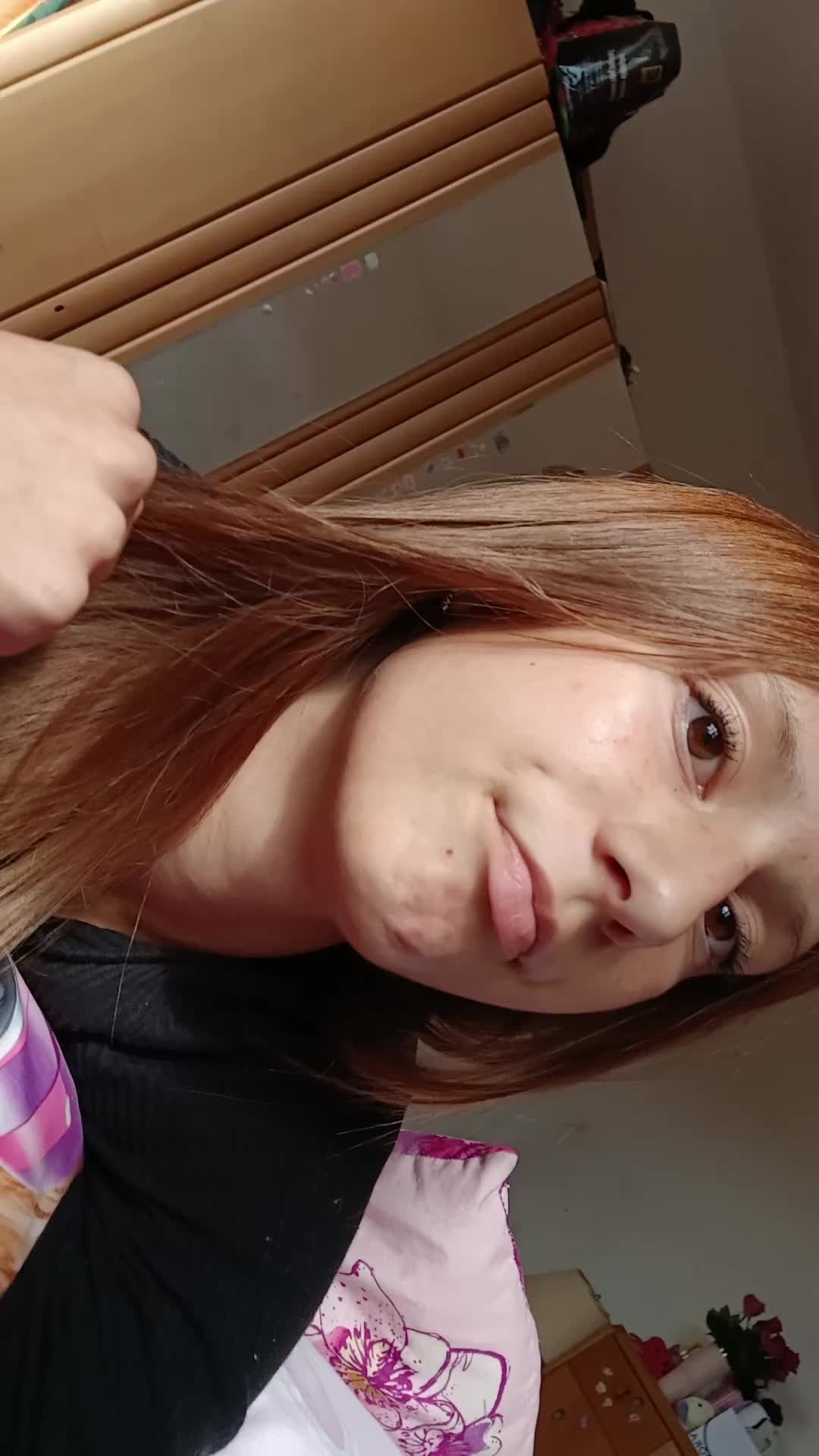 @𝕃𝕒𝕣𝕒 𝕊𝕠𝕡𝕙𝕚𝕖💙🤍