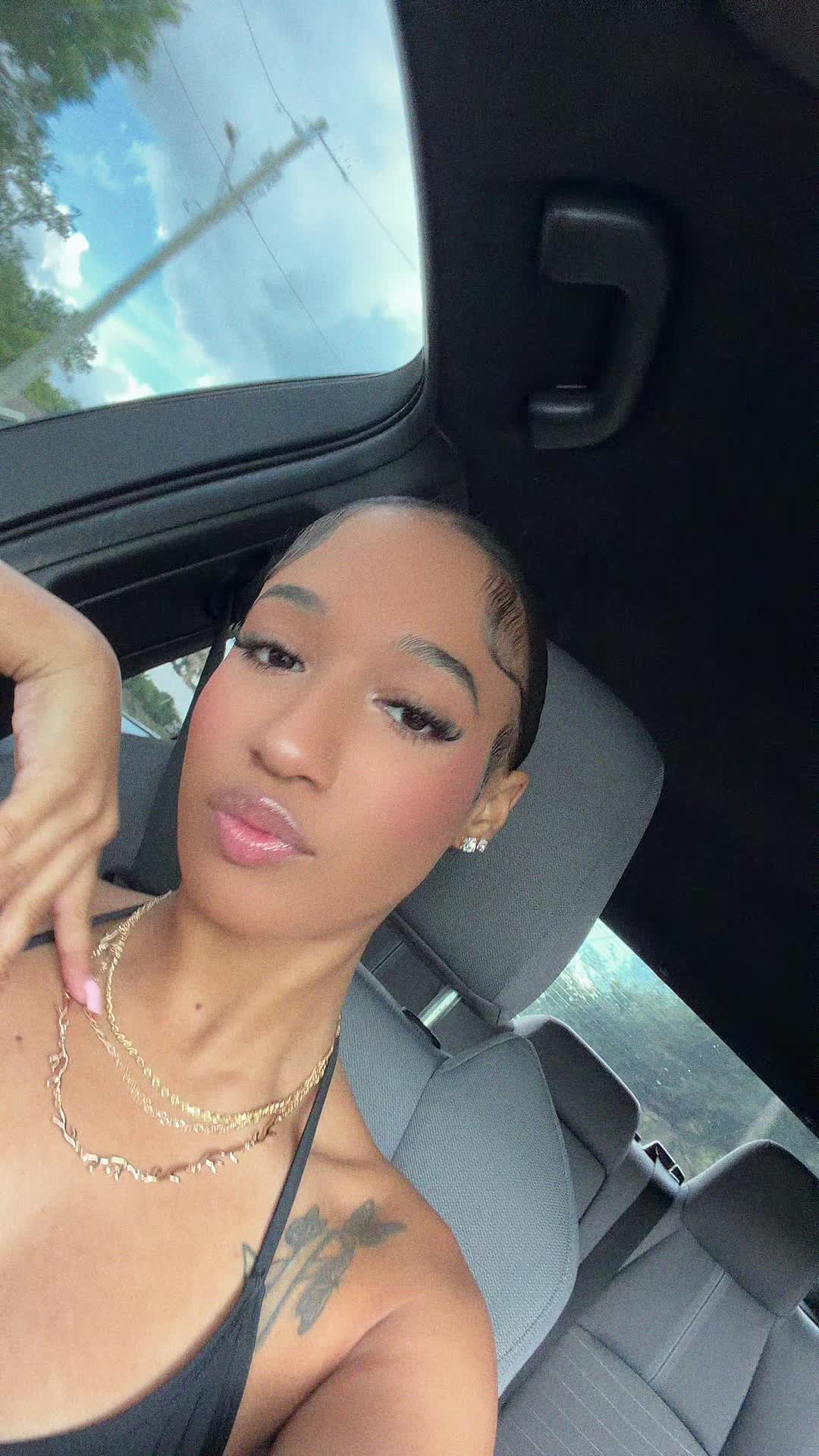 @Destinee🎀
