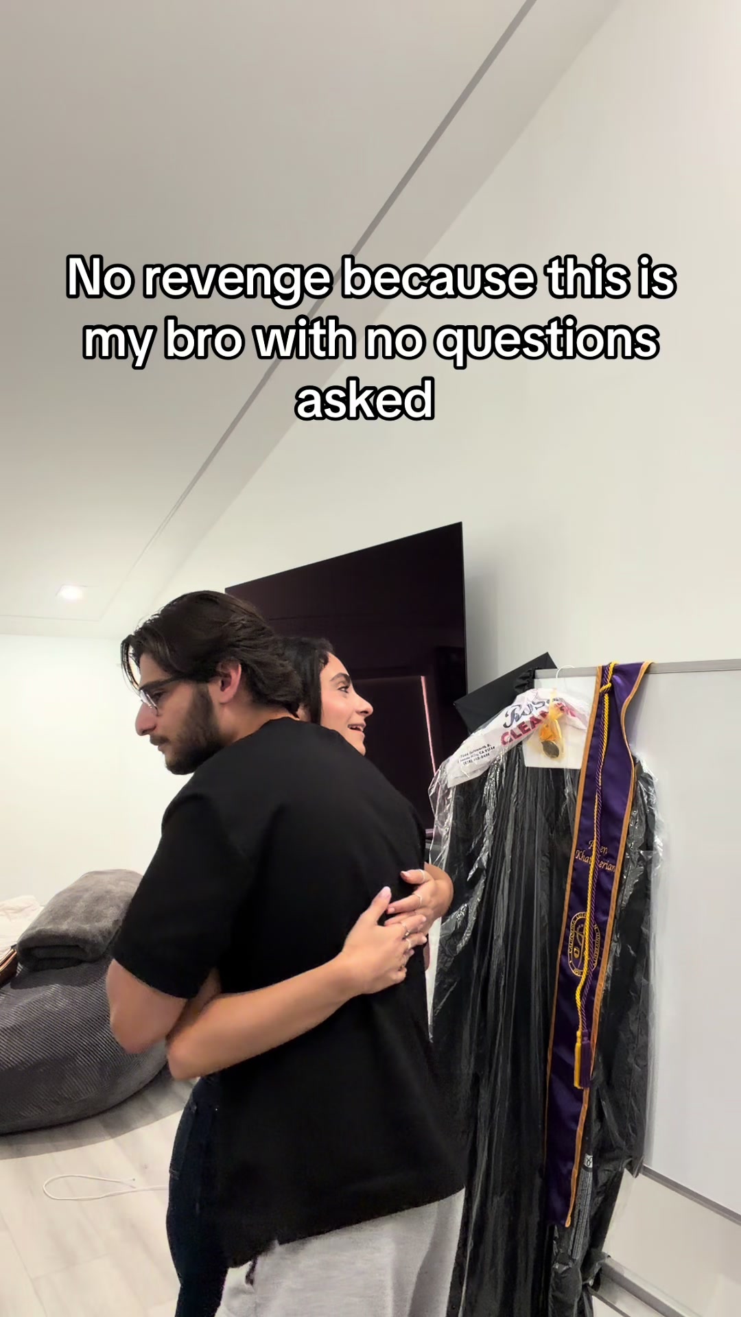 @Nazeli