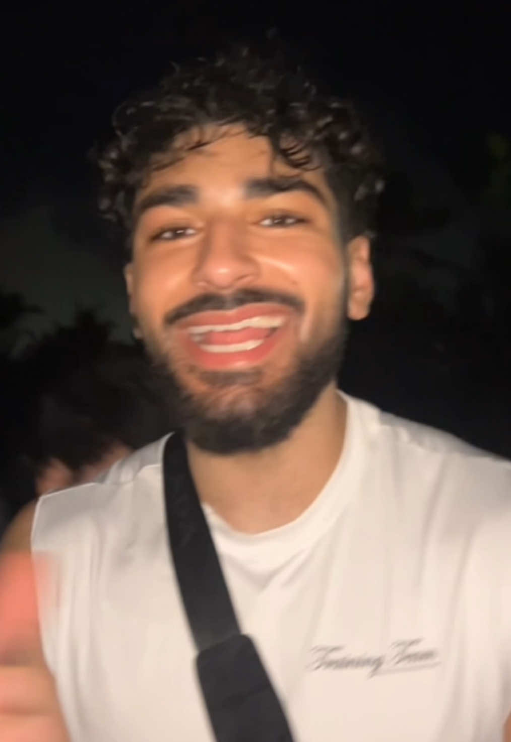 @_teezeey