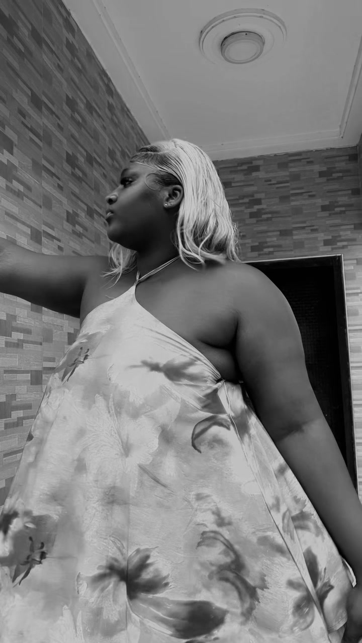 @OHEEMA JENNY 👑🥰
