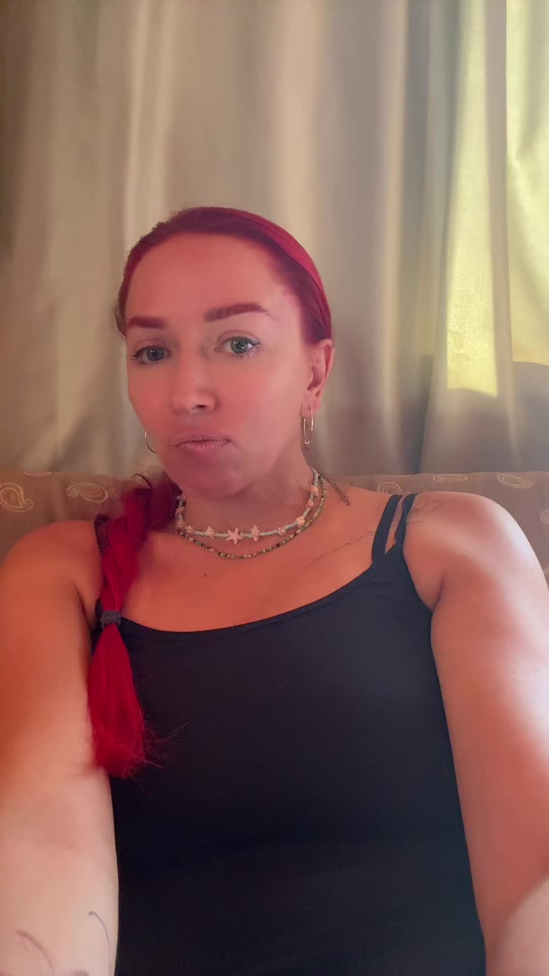 @Elena_⭐️