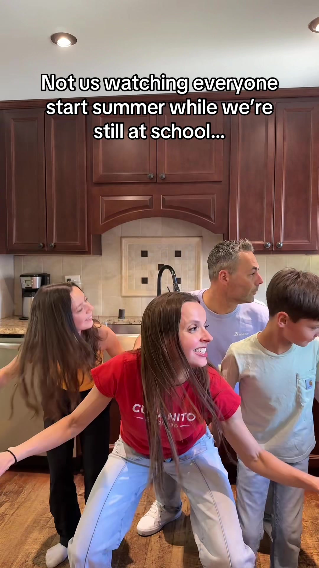 @The Dancing Family
