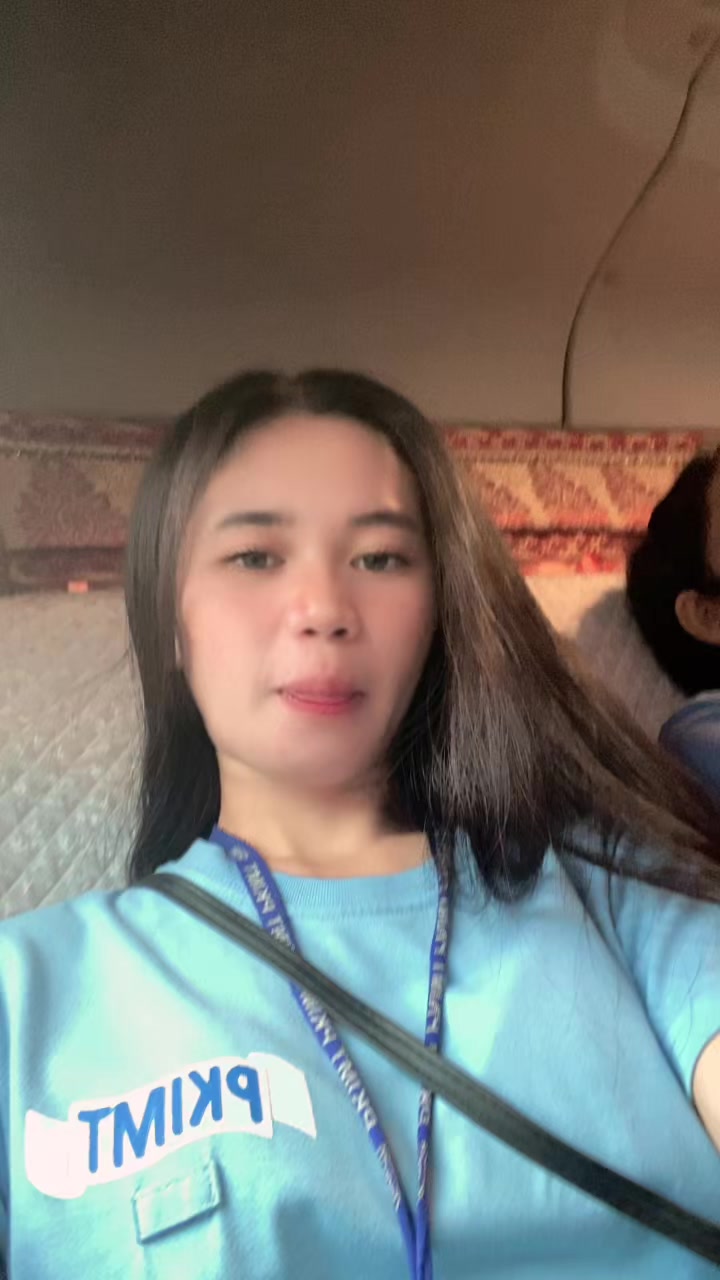 @lizaa