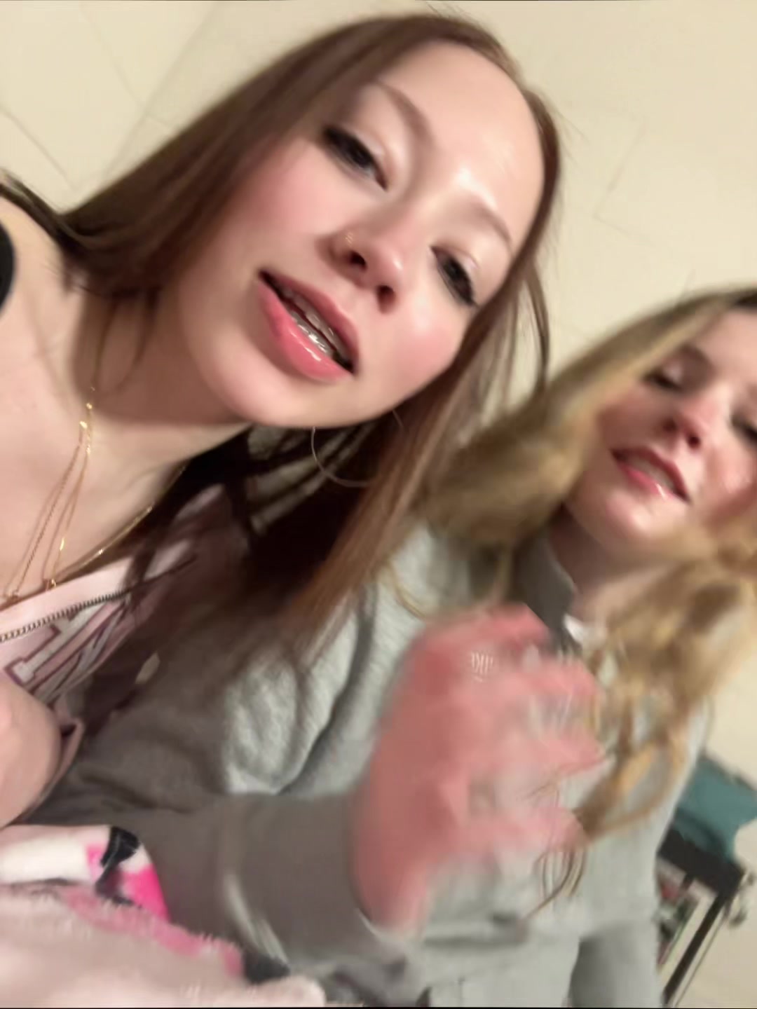 @reynii