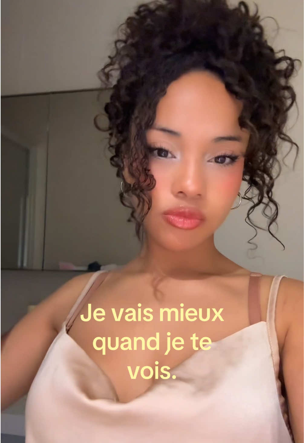 @ℳ𝒶ℯ̈𝓁ℯℯ𝓃 🌺
