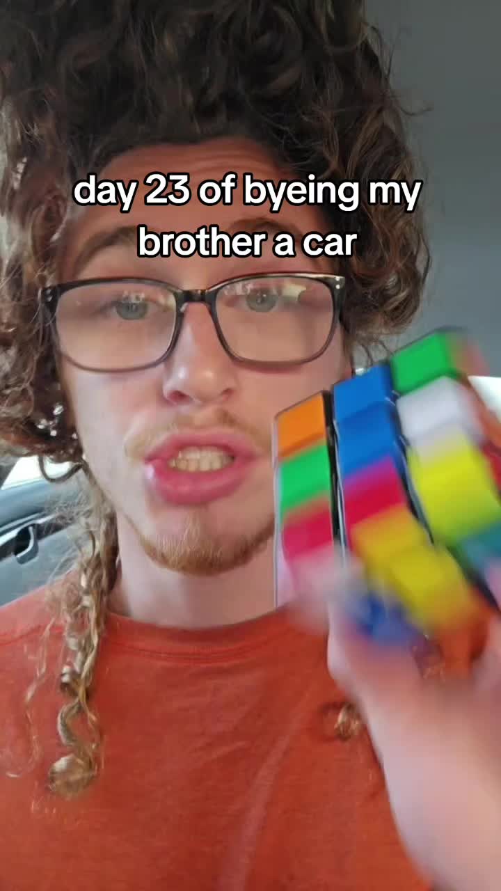 @GoldieGl0cks
