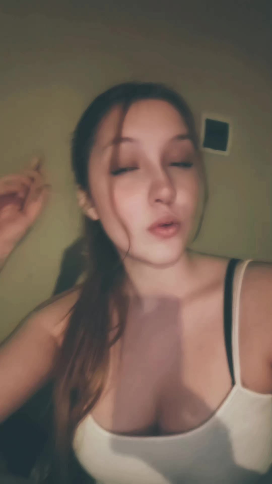 @abriljacquet