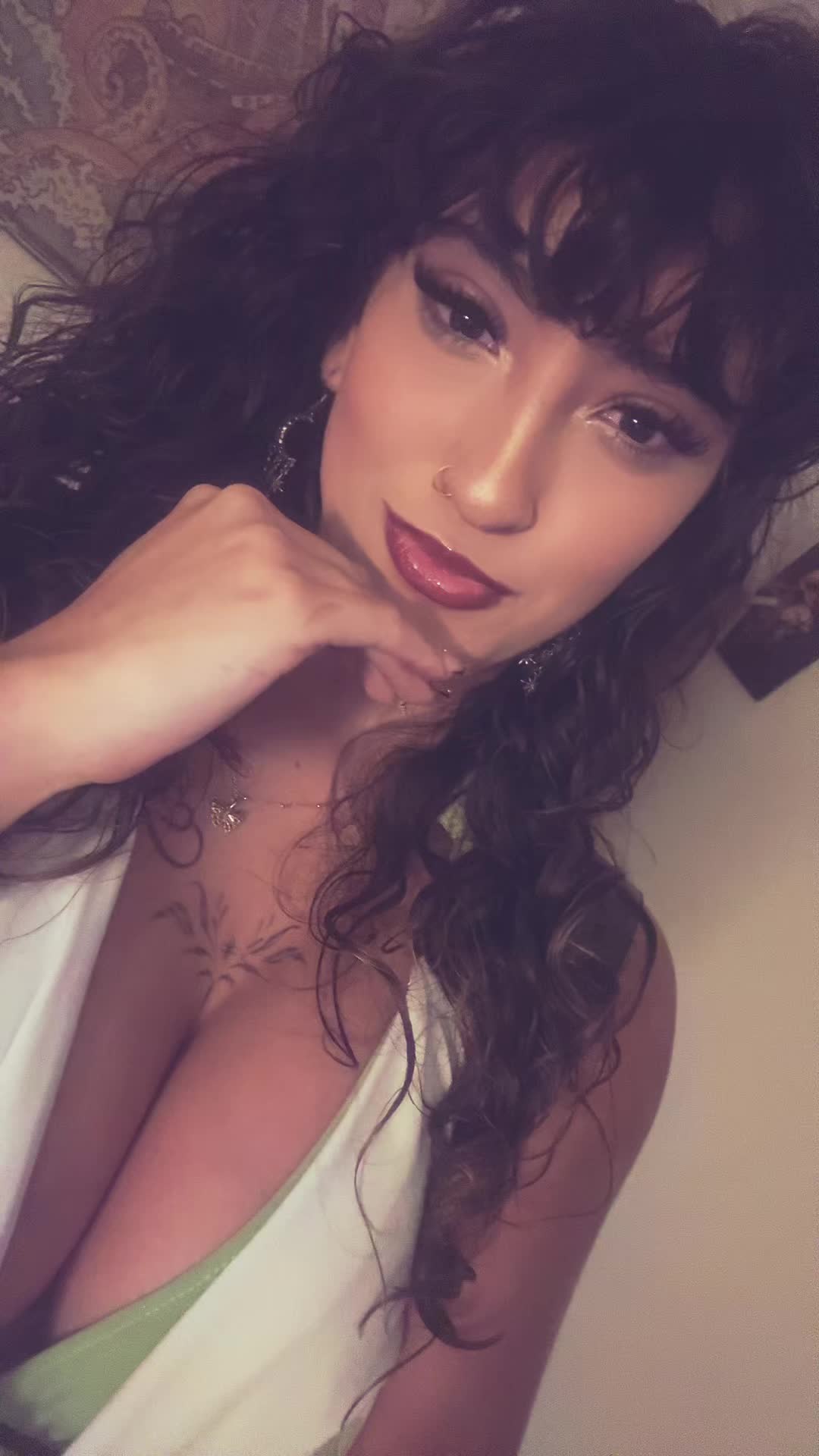 @trin_riri_roses