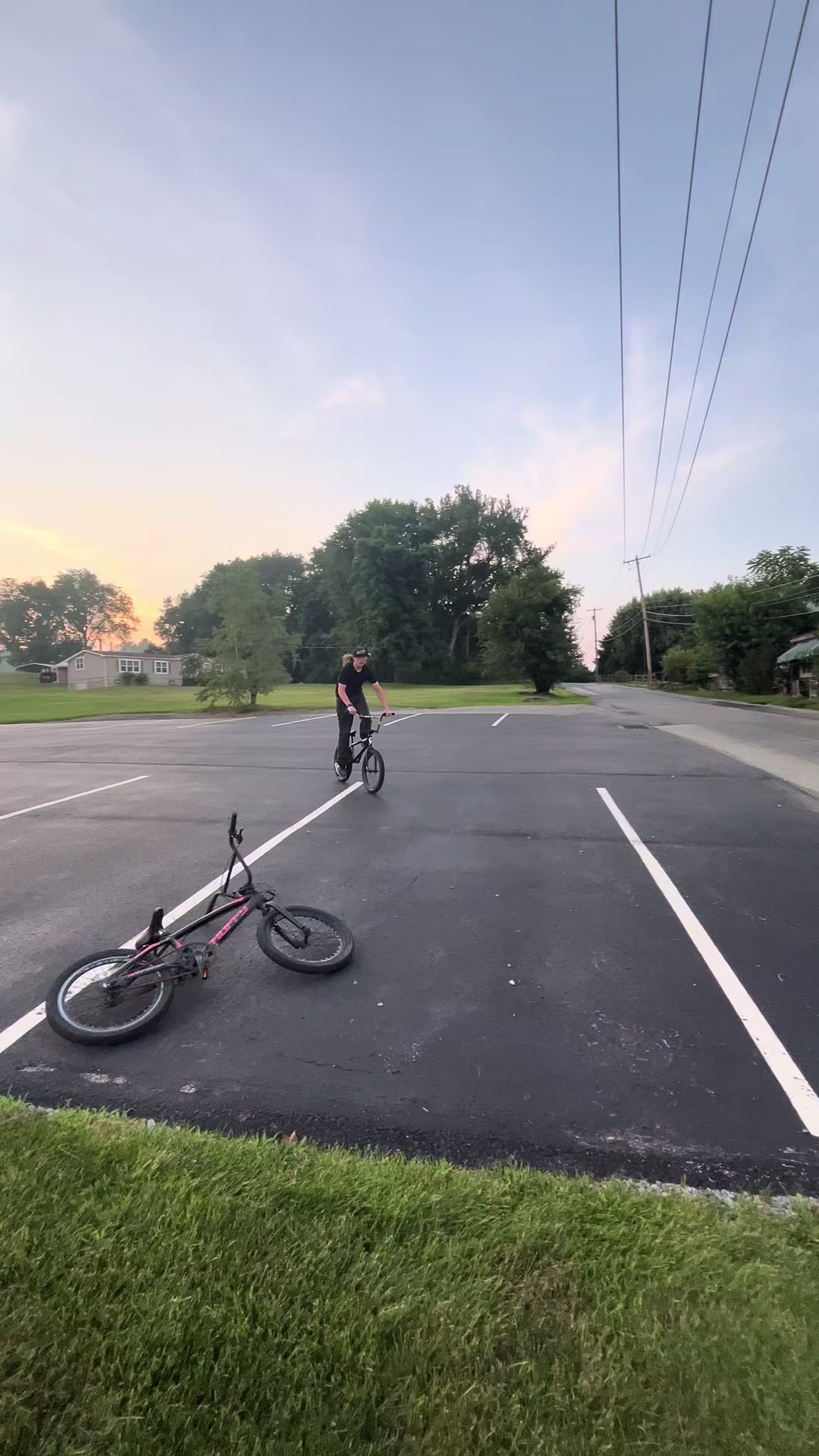 @tommy_rides_cult