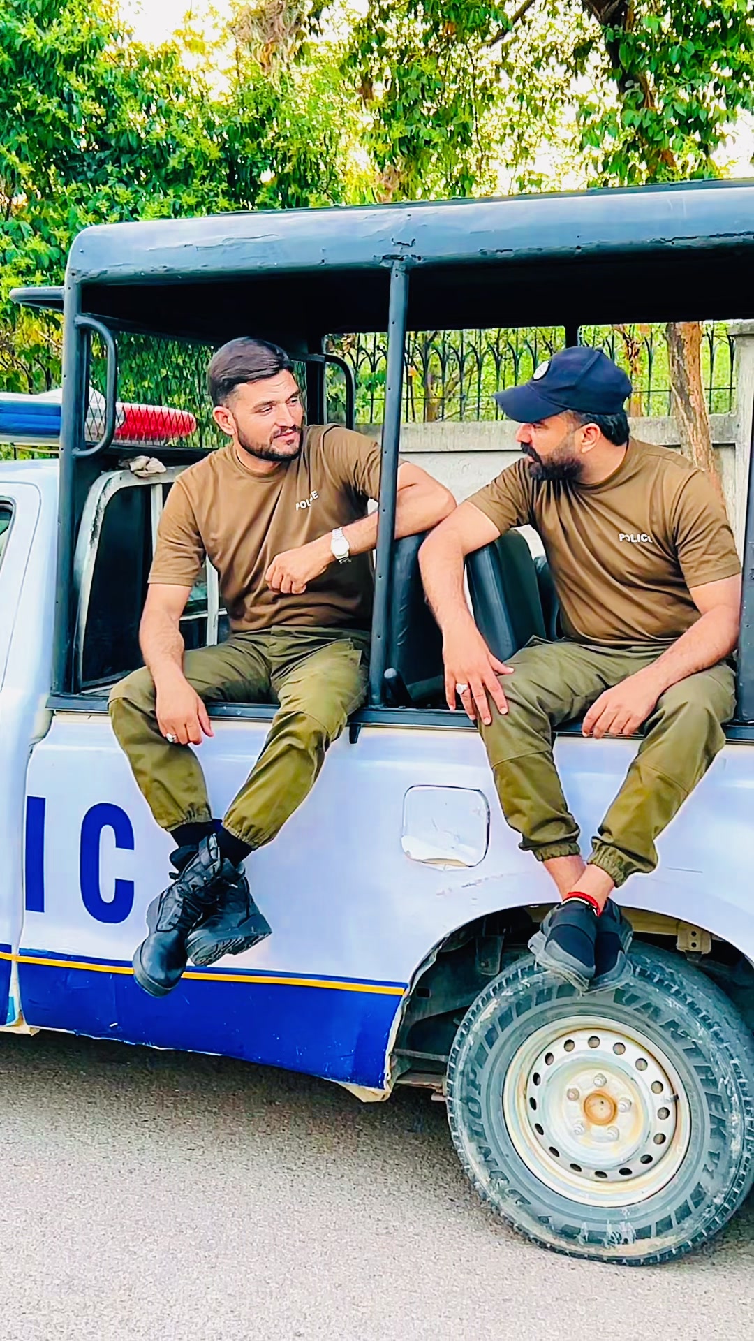 @SHAZiB_MEحAR