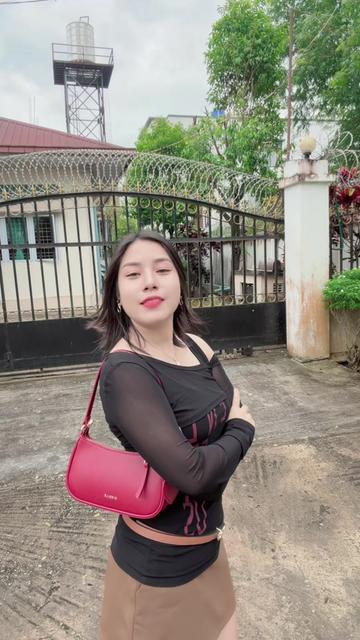 @Nan Shwe YeeðžOfficialð