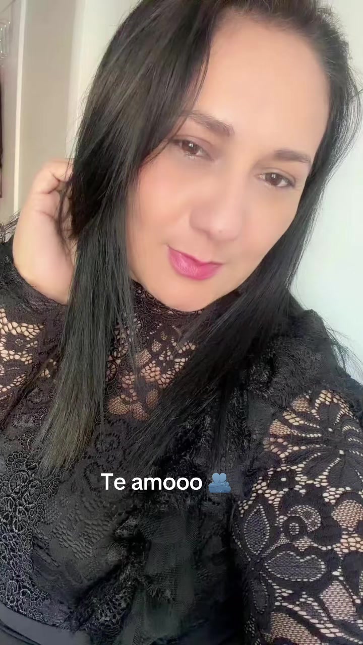 @😘🤗🇭🇳