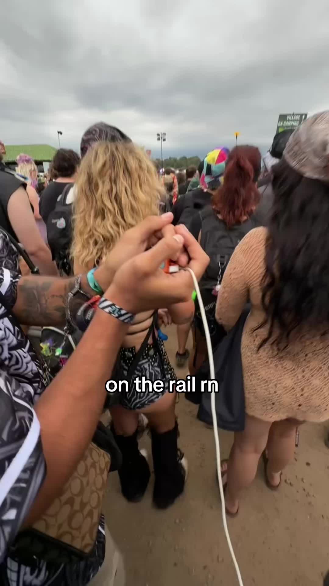 @julsbeans
