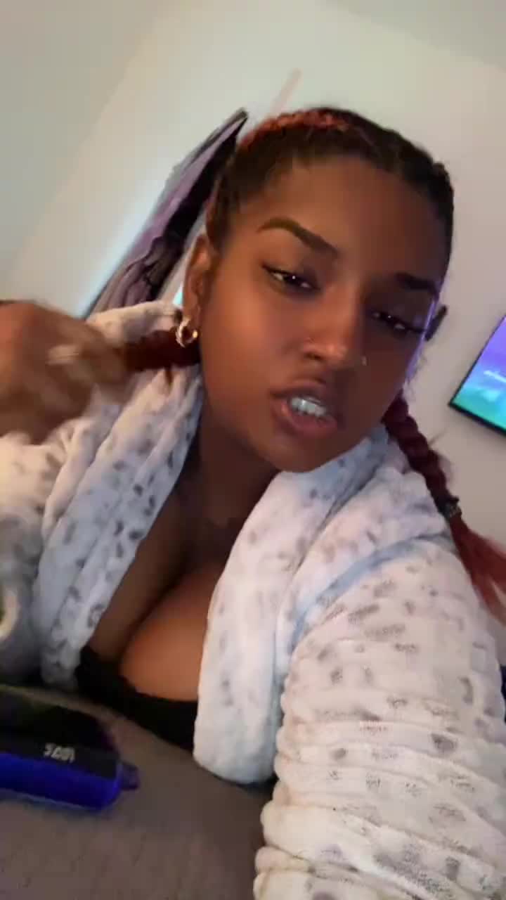 @Msthickazzz🤧🦅𓆩ȻɃ𓆪