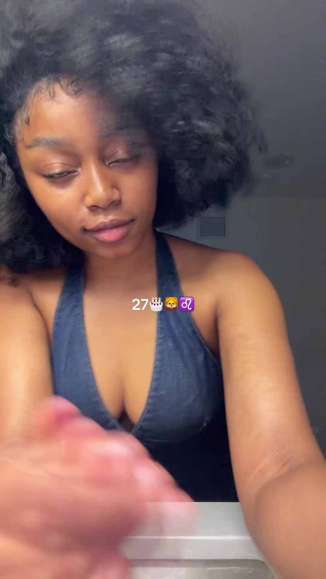 @Angel🇨🇦